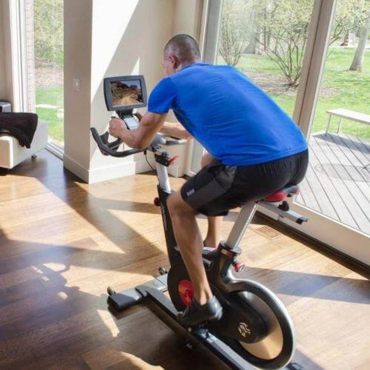 HOW TO CHOOSE THE BEST EXERCISE BIKE FOR YOUR HOME
